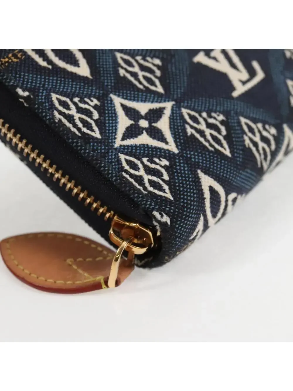 Louis Vuitton Jaguar Zippy Wallet Blue #344362L78B